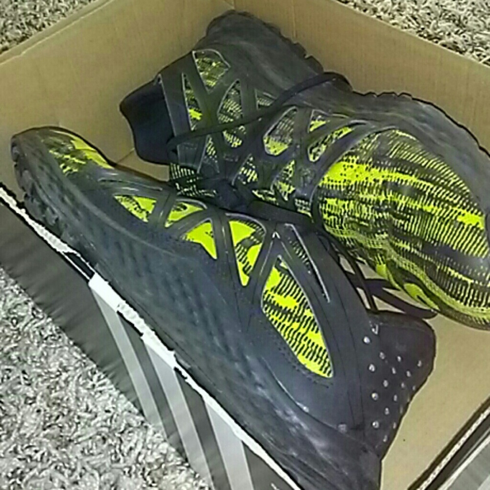 Adidas Vigor Bounce mens